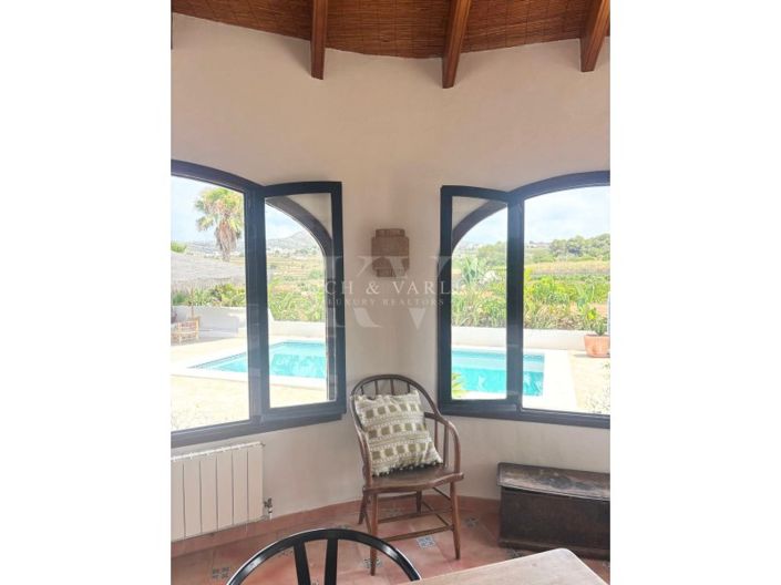 Image No.12-4 Bed Villa for sale