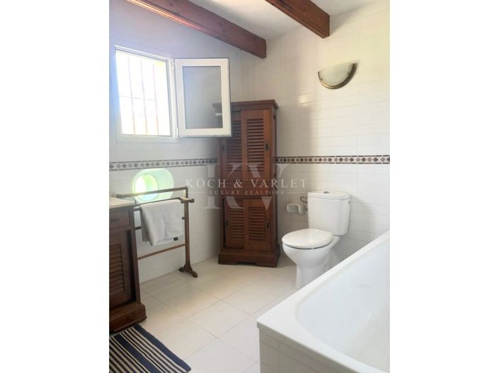 Image No.20-4 Bed Villa for sale