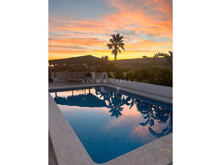 Image No.28-4 Bed Villa for sale