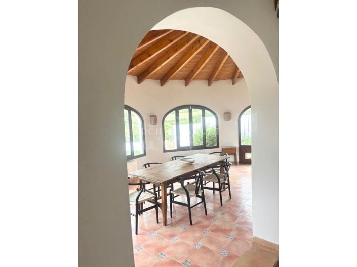 Image No.6-4 Bed Villa for sale