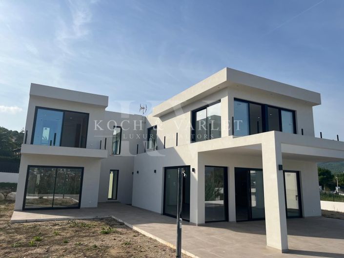 Image No.15-3 Bed Villa for sale