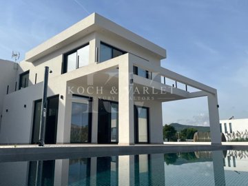 id090cb901-0000-0500-0000-000017e2f597