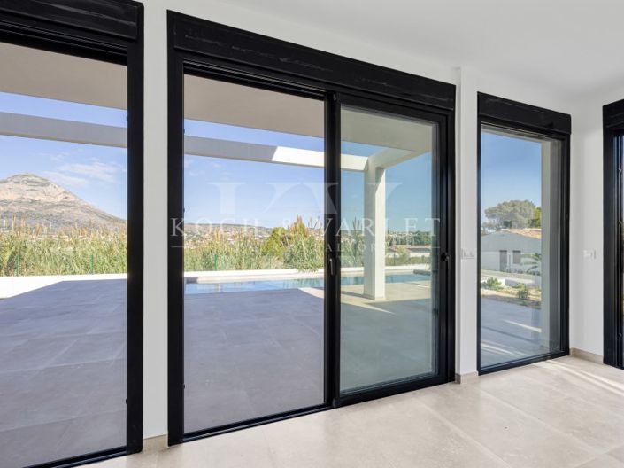 Image No.19-3 Bed Villa for sale