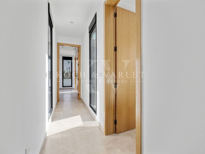 Image No.21-3 Bed Villa for sale