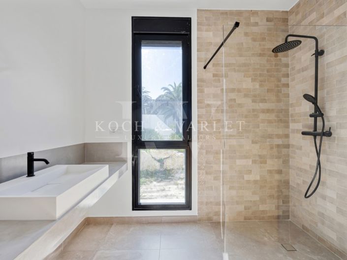 Image No.26-3 Bed Villa for sale