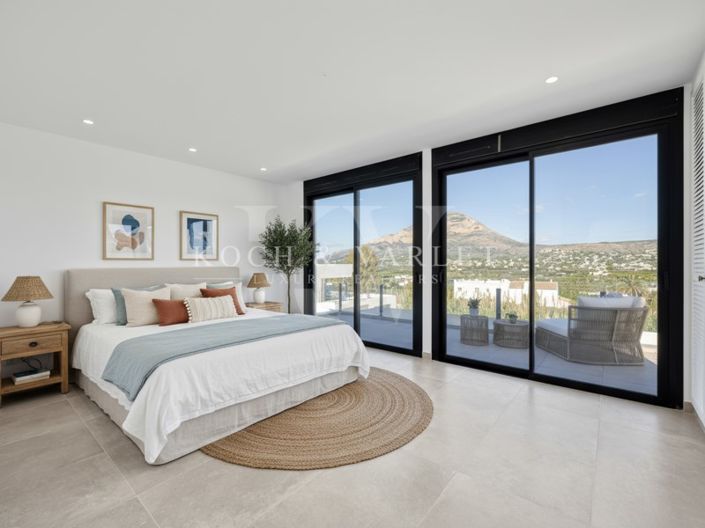 Image No.30-3 Bed Villa for sale