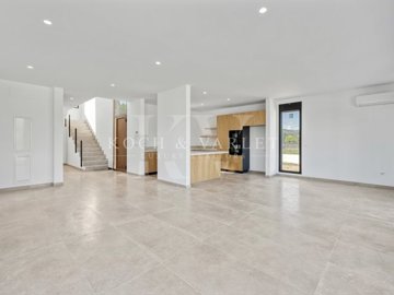 id090cb901-0000-0500-0000-0000181c1dd4