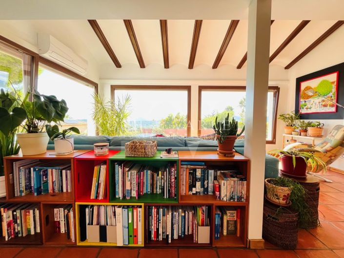 Image No.11-4 Bed Villa for sale