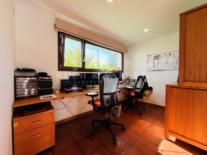 Image No.14-4 Bed Villa for sale