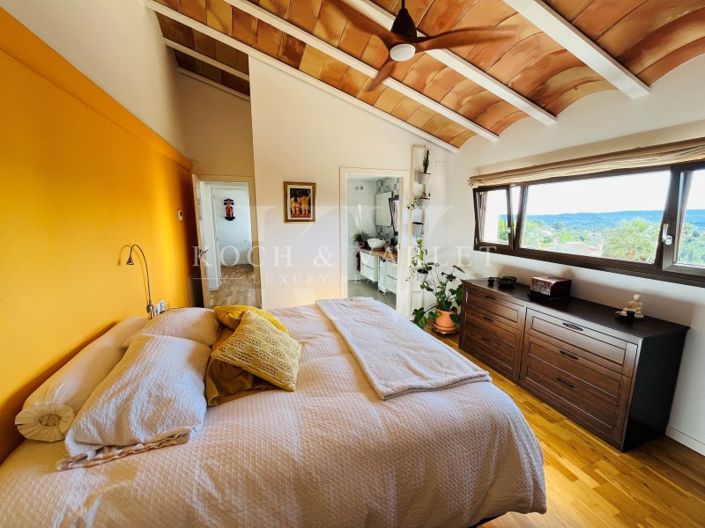 Image No.25-4 Bed Villa for sale