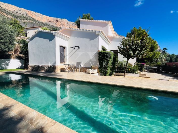 Image No.43-4 Bed Villa for sale