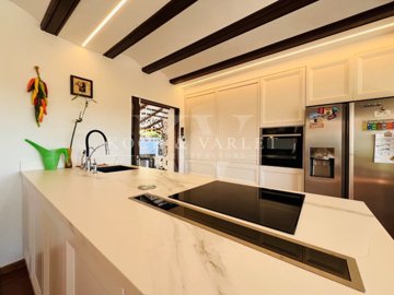 id2d0cb901-0000-0500-0000-000017e2fafe