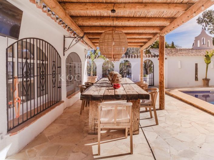 Image No.20-5 Bed Farmhouse for sale