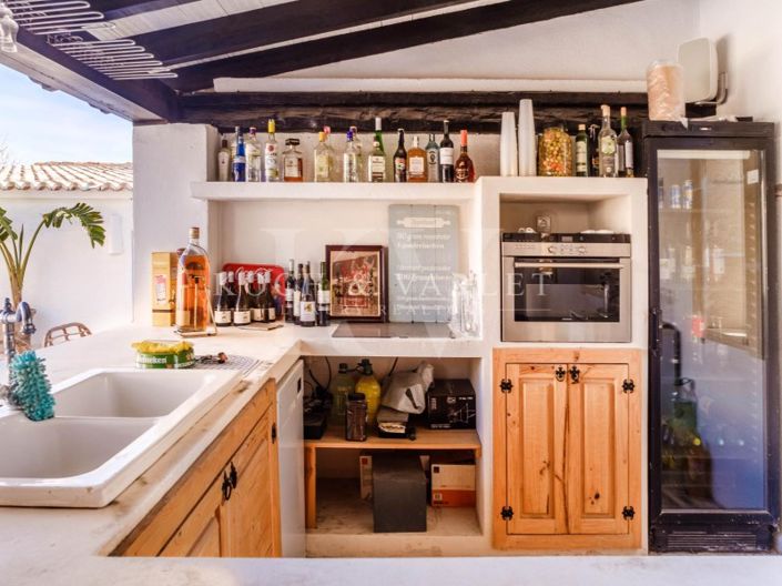 Image No.21-5 Bed Farmhouse for sale