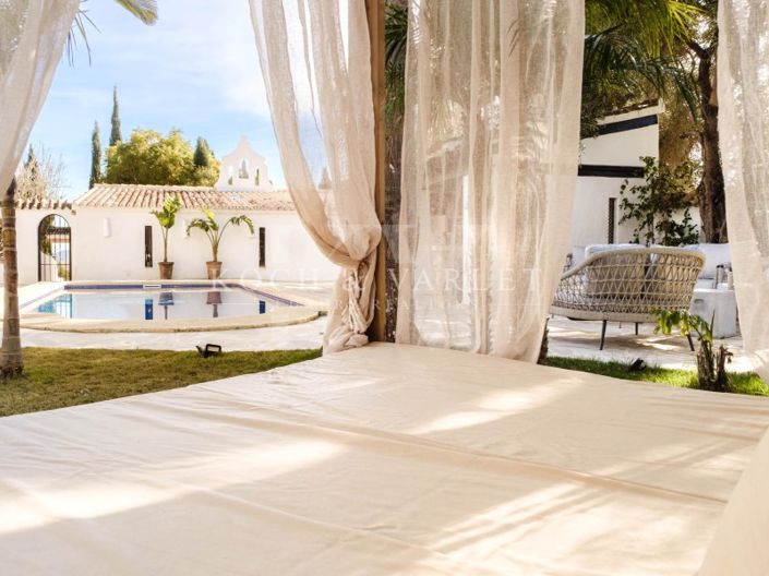 Image No.23-5 Bed Farmhouse for sale