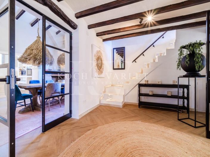 Image No.31-5 Bed Farmhouse for sale