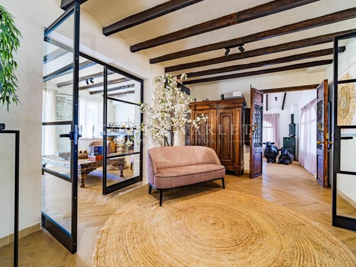 Image No.33-5 Bed Farmhouse for sale