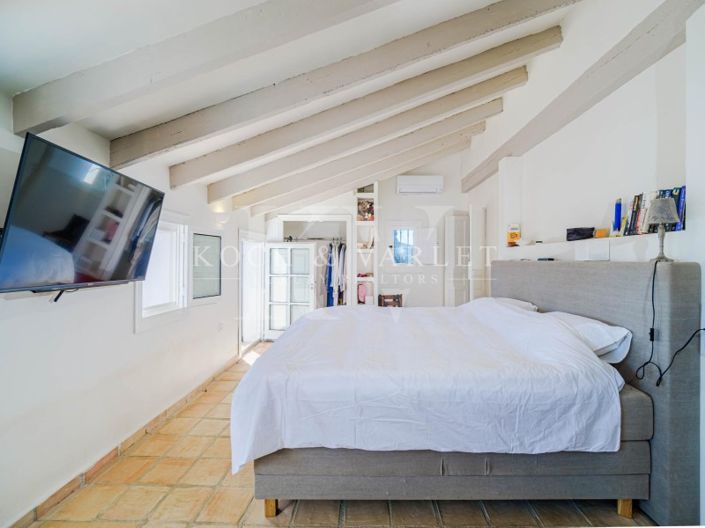 Image No.40-5 Bed Farmhouse for sale