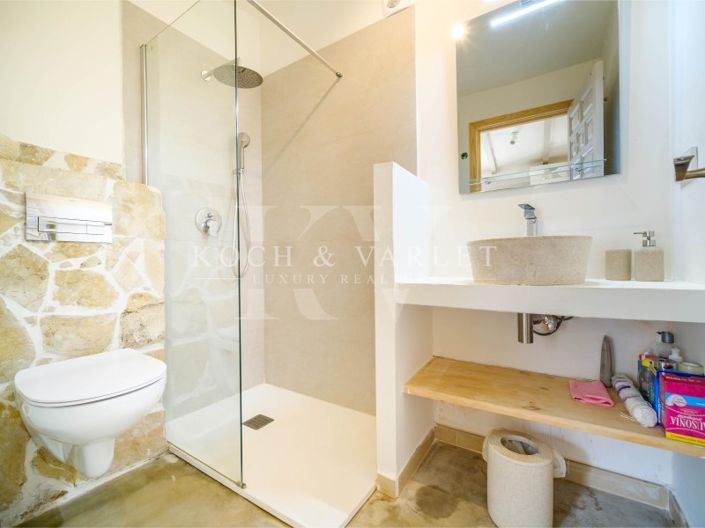 Image No.52-5 Bed Farmhouse for sale