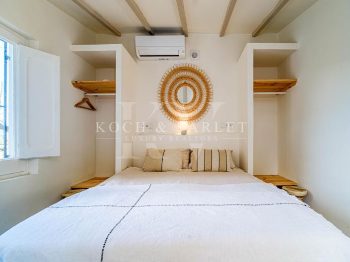 Image No.55-5 Bed Farmhouse for sale