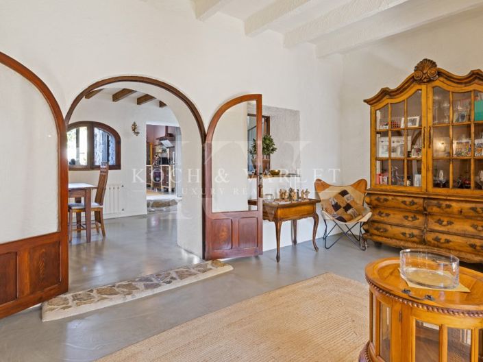 Image No.10-4 Bed Villa for sale