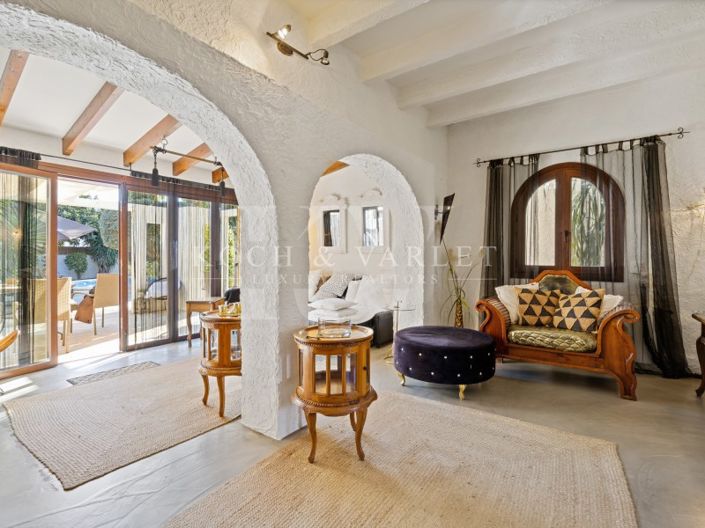 Image No.11-4 Bed Villa for sale