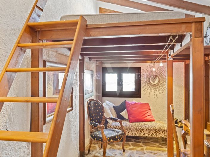 Image No.18-4 Bed Villa for sale