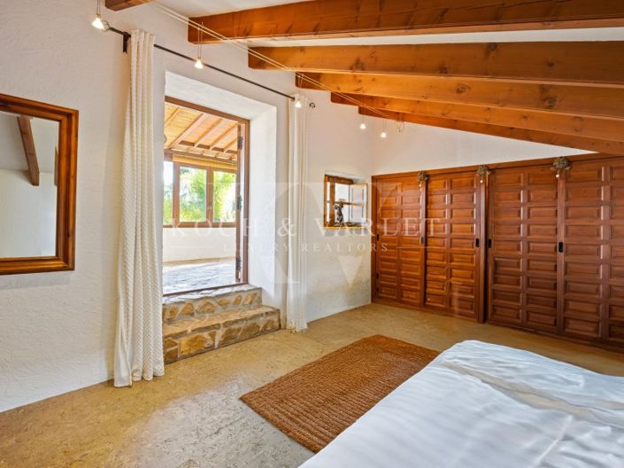 Image No.21-4 Bed Villa for sale