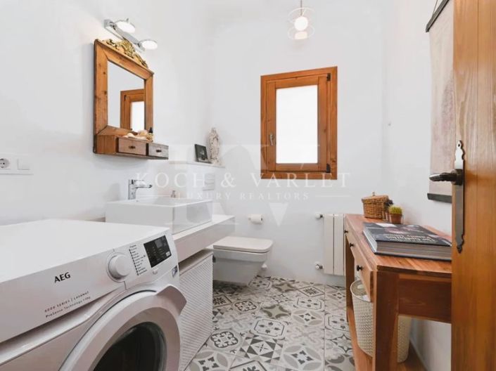 Image No.12-3 Bed Villa for sale