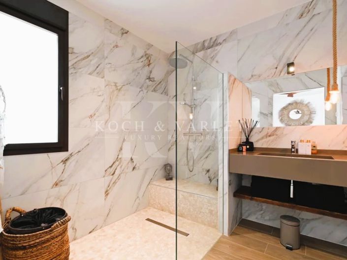 Image No.9-3 Bed Villa for sale