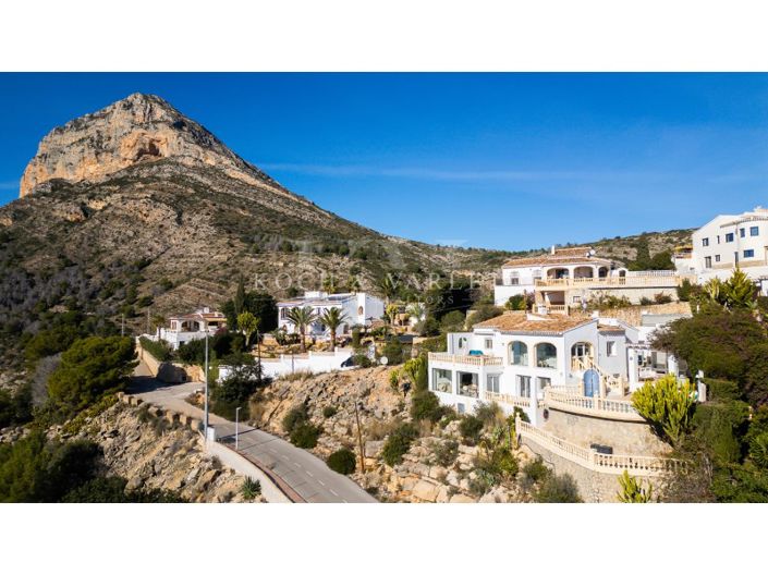 Image No.2-Villa de 4 chambres à vendre à Javea