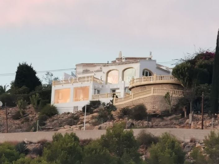 Image No.59-4 Bed Villa for sale