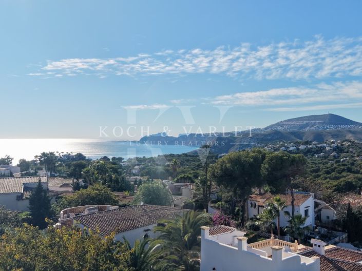 Image No.3-4 Bed Villa for sale