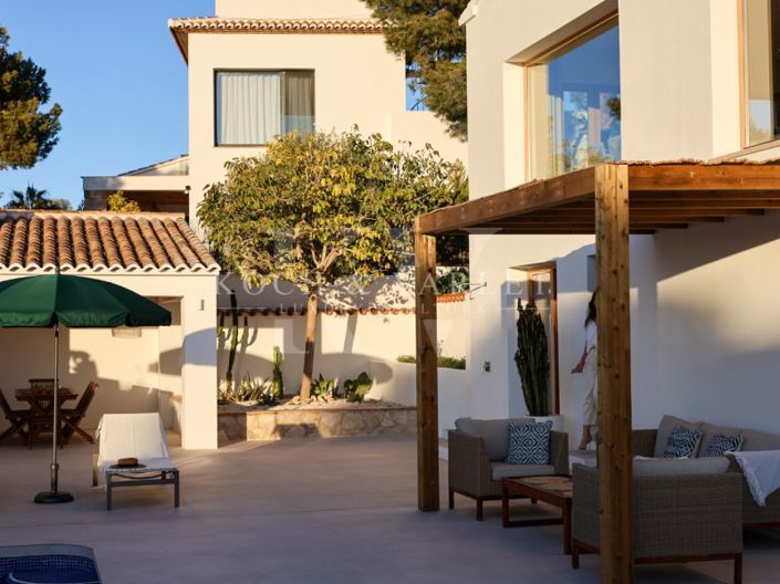 Image No.5-4 Bed Villa for sale