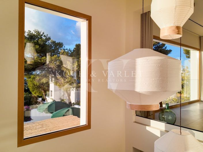 Image No.8-4 Bed Villa for sale