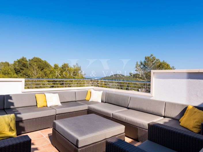 Image No.15-4 Bed Villa for sale