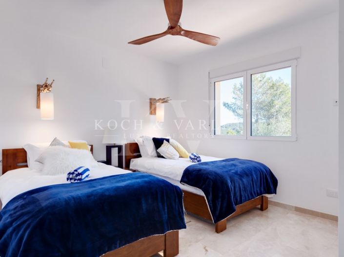 Image No.20-4 Bed Villa for sale