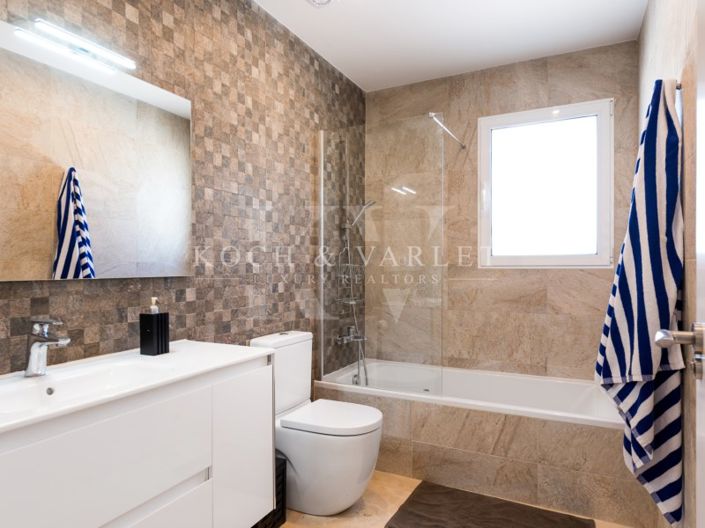 Image No.21-4 Bed Villa for sale