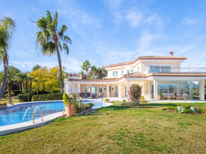 Image No.10-5 Bed Villa for sale