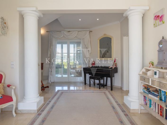 Image No.11-5 Bed Villa for sale