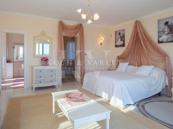 Image No.20-5 Bed Villa for sale