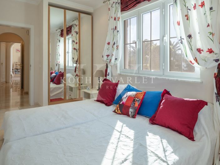 Image No.30-5 Bed Villa for sale