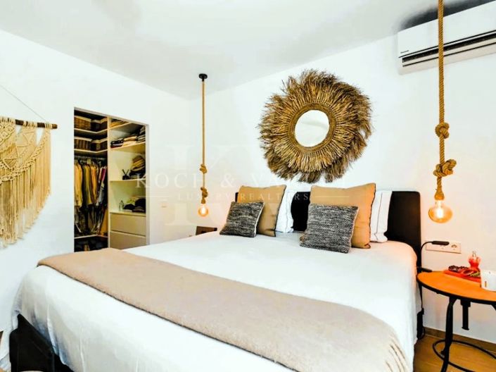 Image No.19-3 Bed Villa for sale