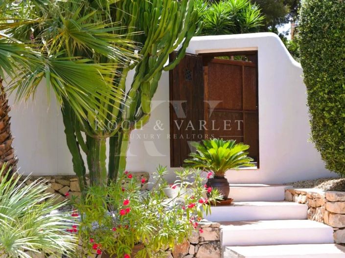 Image No.37-3 Bed Villa for sale