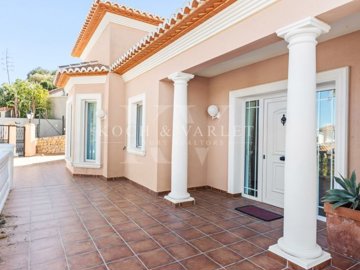 id69e9c101-0000-0500-0000-000018979f66