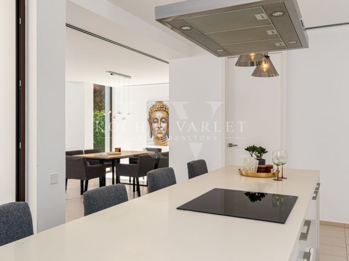 Image No.18-5 Bed Villa for sale