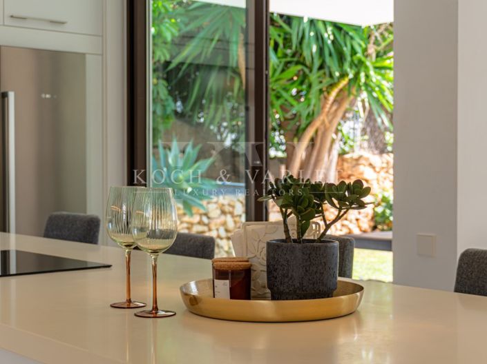 Image No.19-5 Bed Villa for sale