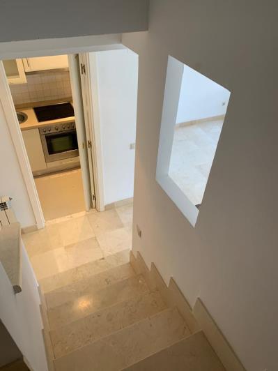 Image No.17-22 Bed Townhouse for sale