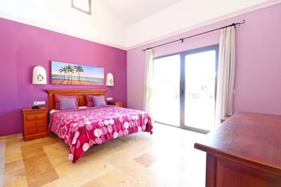 3 Bedroom Villa with a private pool in Playa Blanca