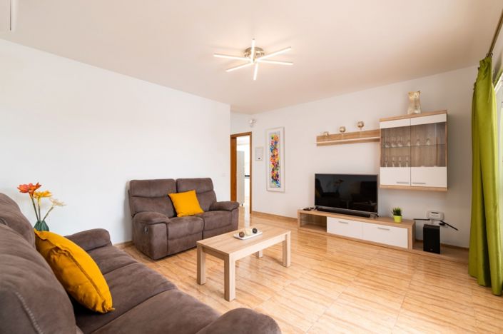 Image No.3-4 Bed Villa for sale